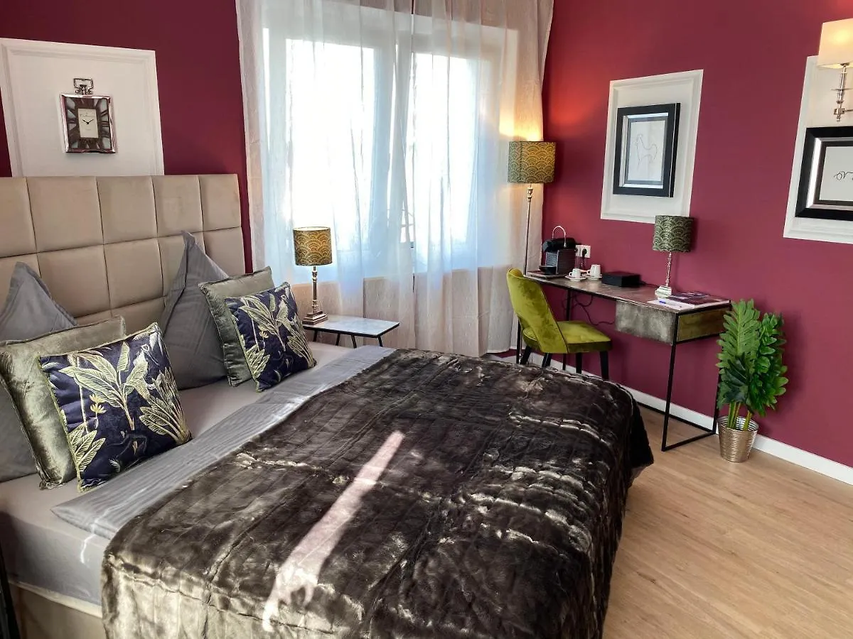 Boutique Hotel Villa Sarah Düsseldorf