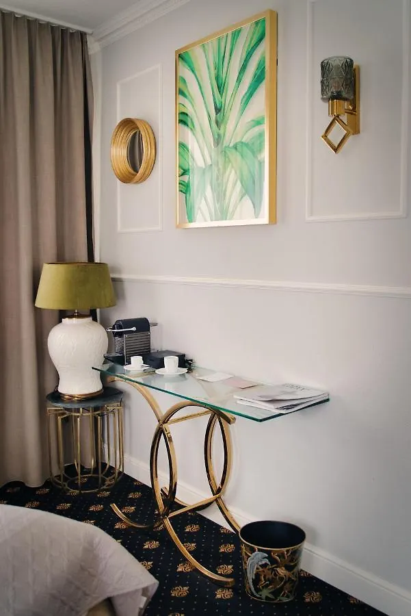 Boutique Hotel Villa Sarah Düsseldorf Almanya